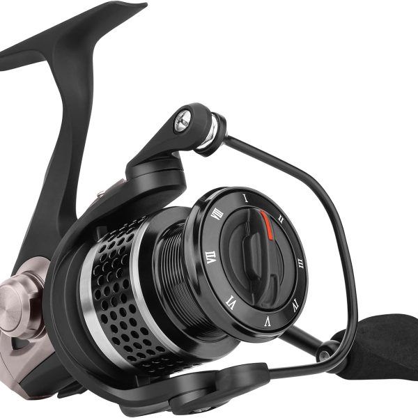 Lightweight Metal Spinning Fishing Reel with Durable Body High Speed Retrieve and Smooth Operation for Freshwater and Saltwater Fishing